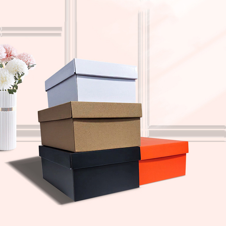 Couvercle et boîte de base